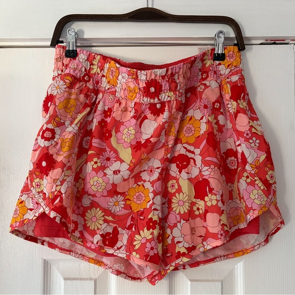 Avia Pants - Avia Floral 2-1 Shorts - Red and Pink Size Large 12-14 EUC